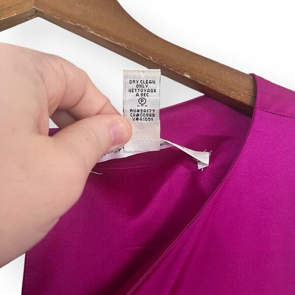 Diane Von Furstenberg Ruffled Caboney 100% Silk Top Blouse Size 6 Pink Fuchsia - Picture 3 of 8